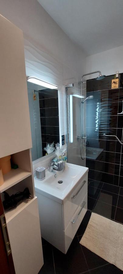 Apartman Perunika Selce Zewnętrze zdjęcie